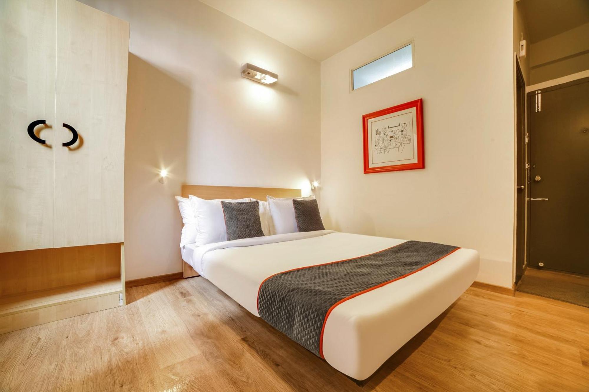 Townhouse Sarvar Hospitality Near Ascendas Park Square Mall Bangalore Eksteriør billede